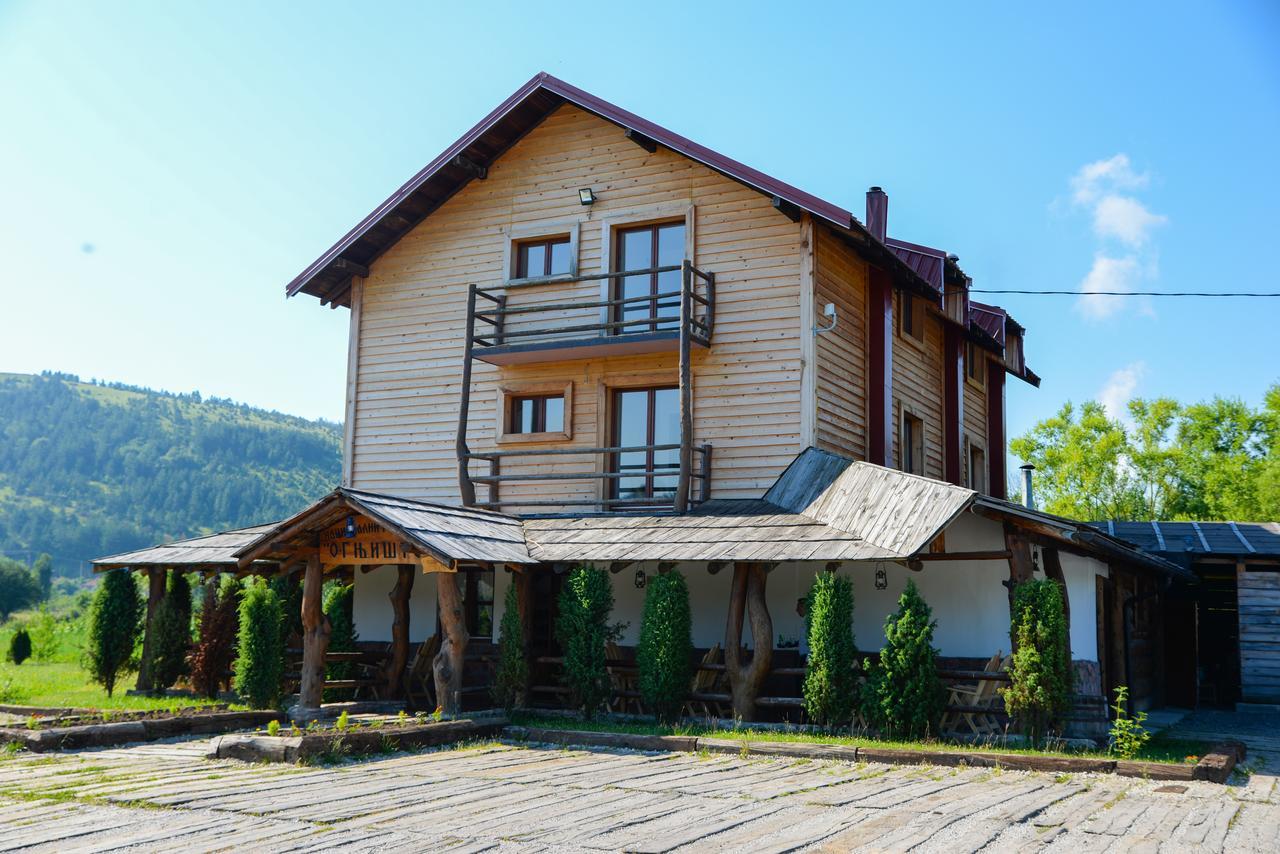 Motel Nacionalni Restoran Ognjiste Koruge Extérieur photo