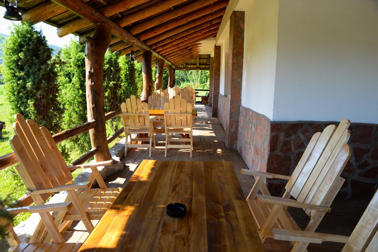 Motel Nacionalni Restoran Ognjiste Koruge Extérieur photo