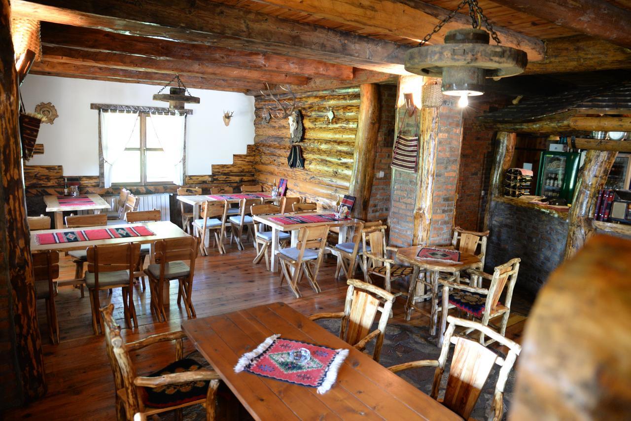 Motel Nacionalni Restoran Ognjiste Koruge Extérieur photo